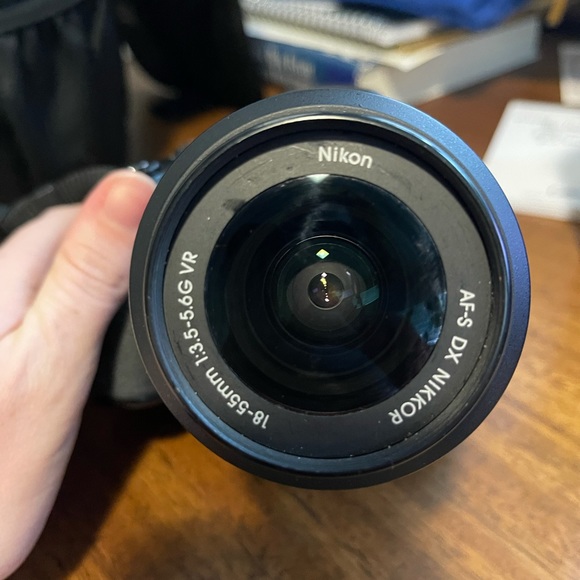 Nikon D3200 DSLR Camera - Picture 2 of 5